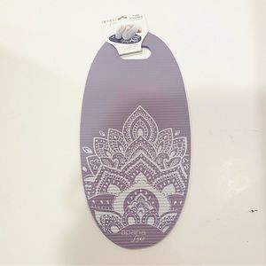 Apana Luxe Yoga Knee Mat 11 1/2" X 22 5/8" Double Sided 1/2" Thick Oval Purple